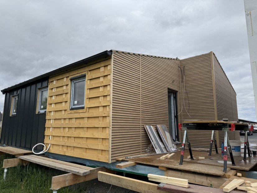 Fasádní obklad - WOOD SIDING SVP-B6 FRONTO V-BLACK - 60 dub