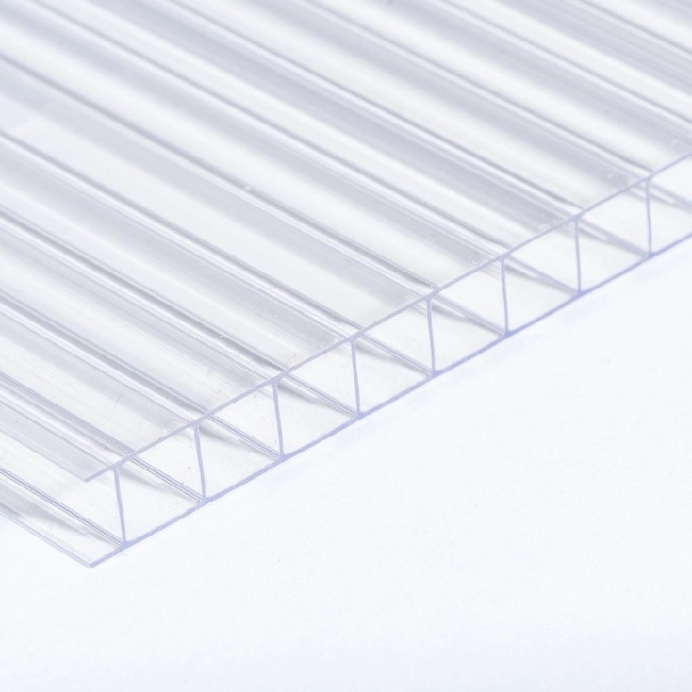 Komůrkový polykarbonát 10 mm - 2 stěny - 1,7 kg/m2 - čirý - Rozměr: 1,05 x 4 m