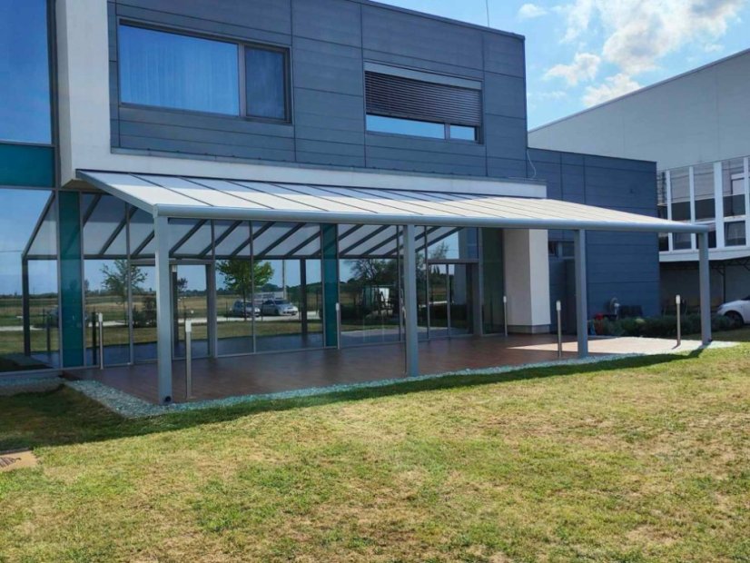 Masivní hliníková polykarbonátová pergola MB Line - krémová bílá - Rozměr: 406 x 200 cm