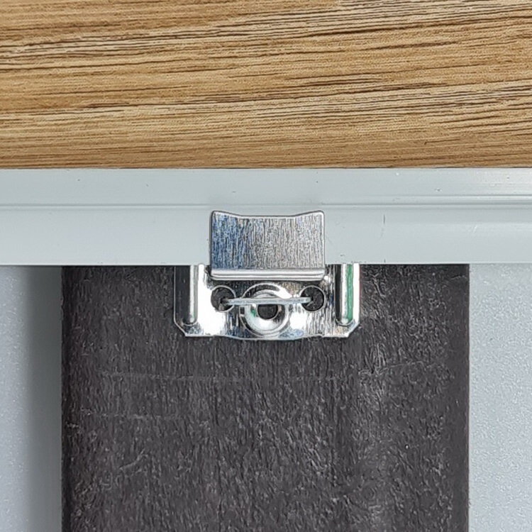 Montážní sponka pro plastové palubky P872