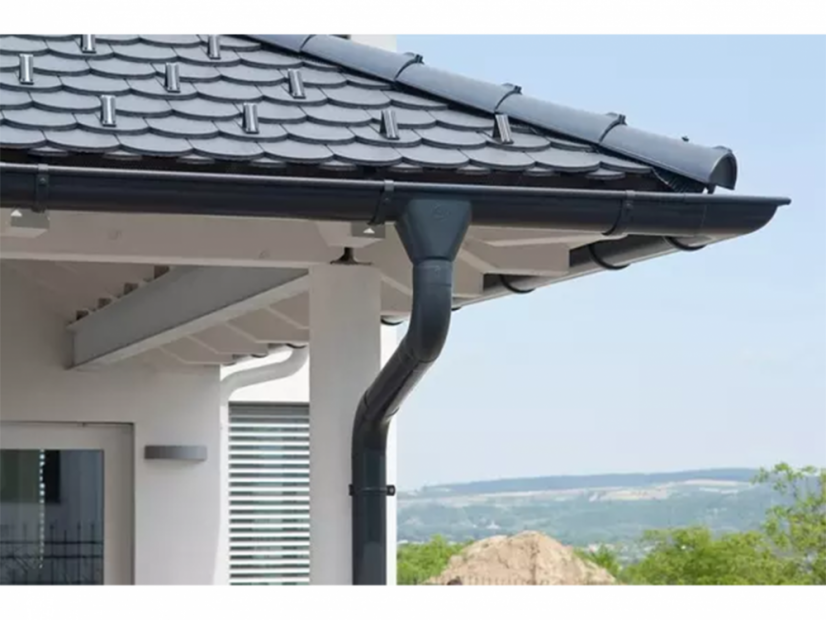 Lakovaný okapový svod 80 mm - Rozměr: 2 m x 80 mm, Barva: RAL 7016 antracit