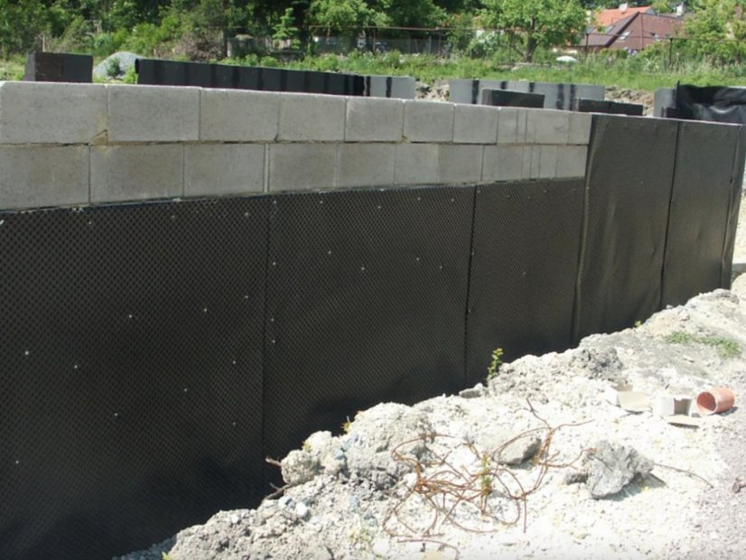 Nopová fólie Maxistud T20 - Rozměr: 20 x 1 m